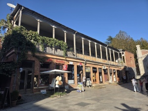 20251004_160427 20251004_160427