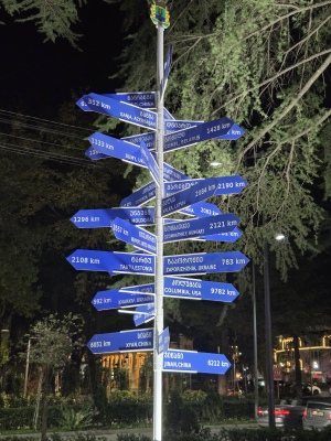 20251004_215706 20251004_215706